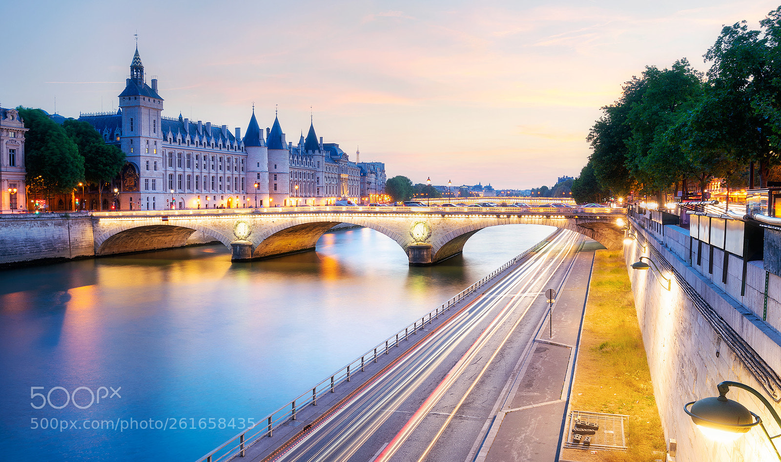 Sony a7R sample photo. Conciergerie photography