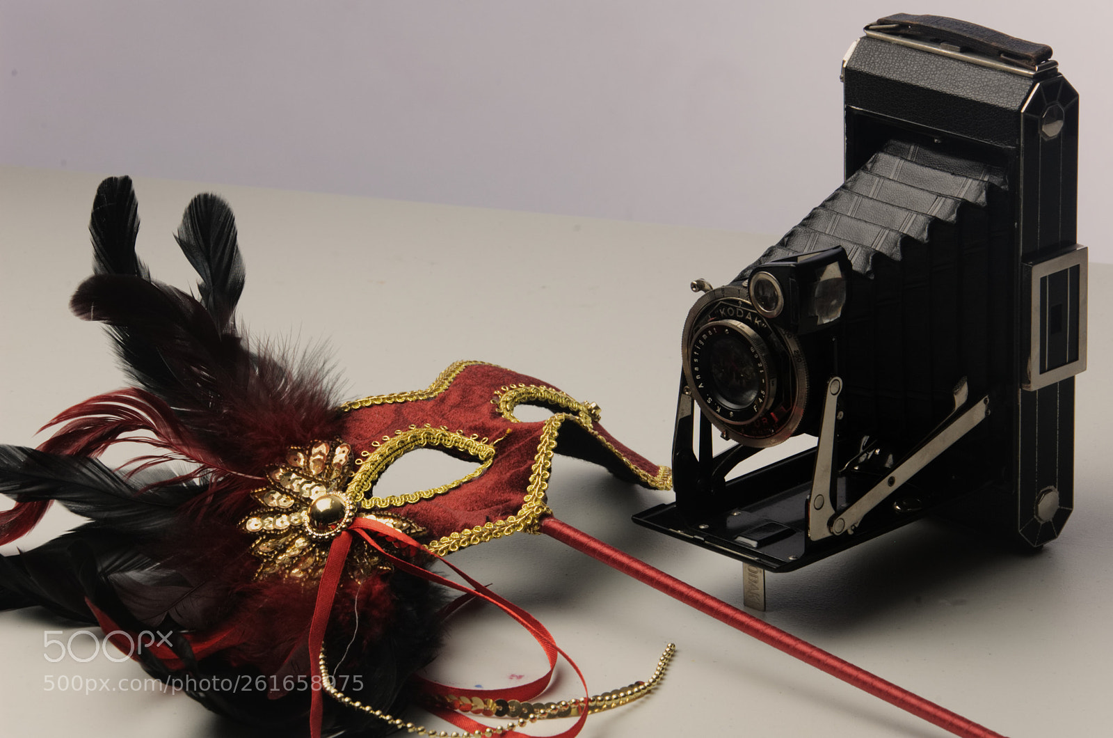 Nikon D40 sample photo. Mask and camera photography