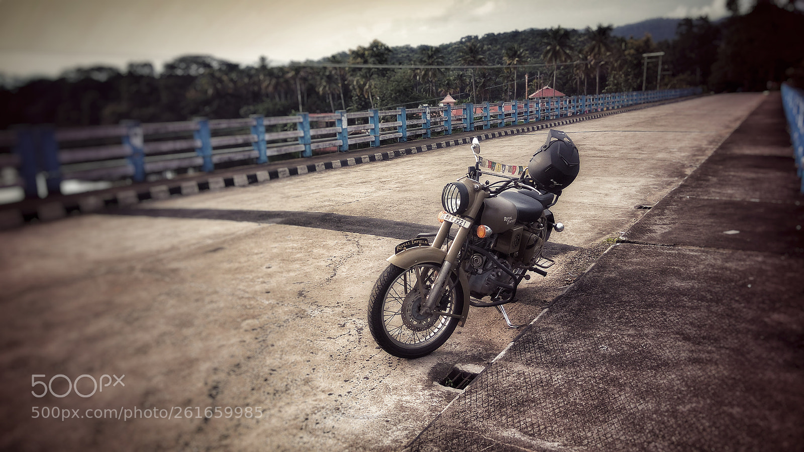 Xiaomi Redmi Note3 sample photo. Miles to go before photography
