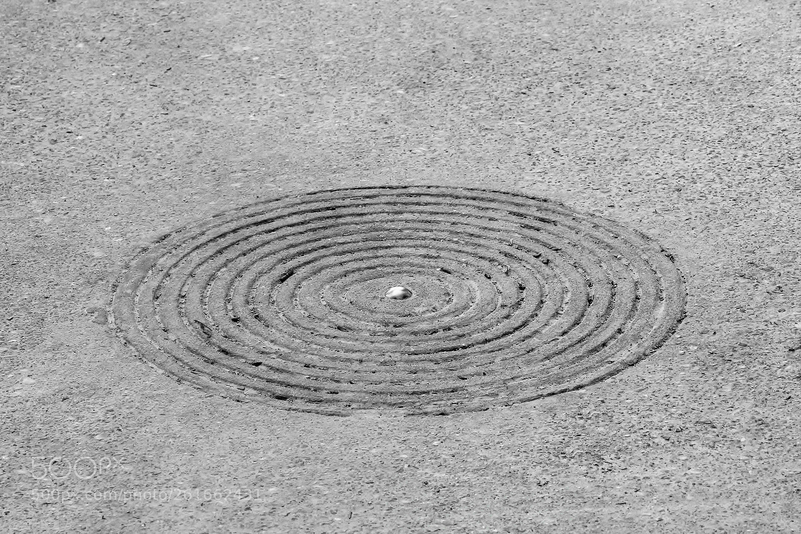 Canon EOS 1100D (EOS Rebel T3 / EOS Kiss X50) sample photo. Concentric circles photography