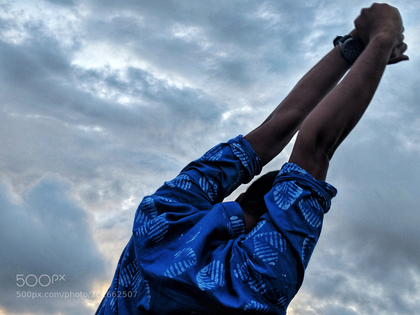 Google Pixel 2 sample photo. Bend the sky photography