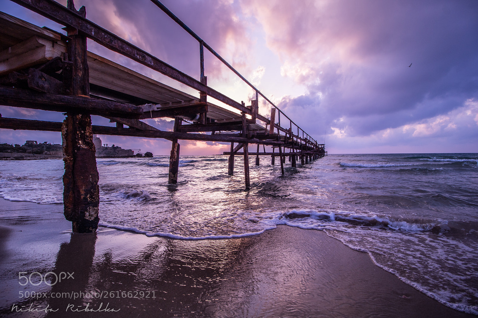 Canon EOS 750D (EOS Rebel T6i / EOS Kiss X8i) sample photo. Purple sea way photography