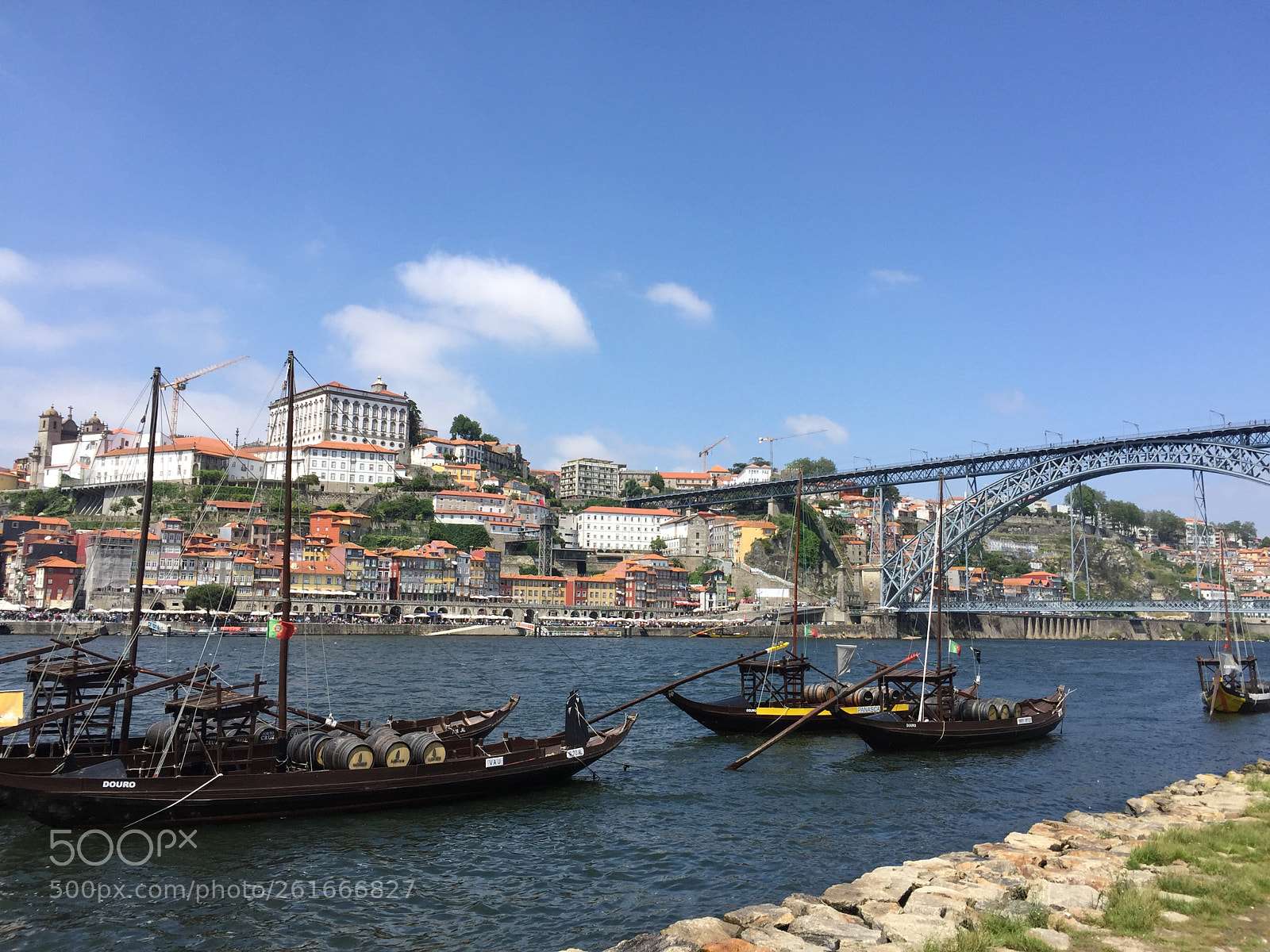 Apple iPhone 6 Plus sample photo. From vila nova de photography