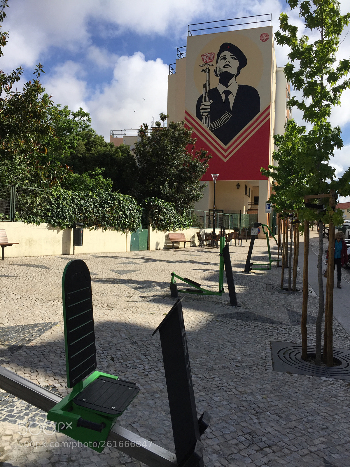 Apple iPhone 6 Plus sample photo. Lisbon: street art (alfama) photography