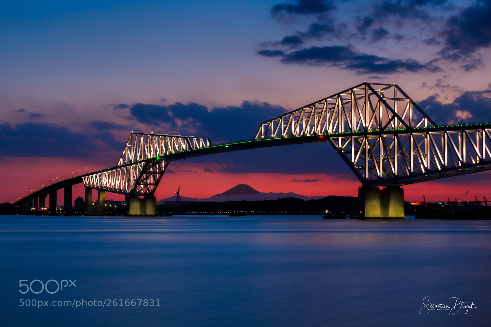 Canon EOS 5D Mark IV sample photo. Tokyo bay bridge photography