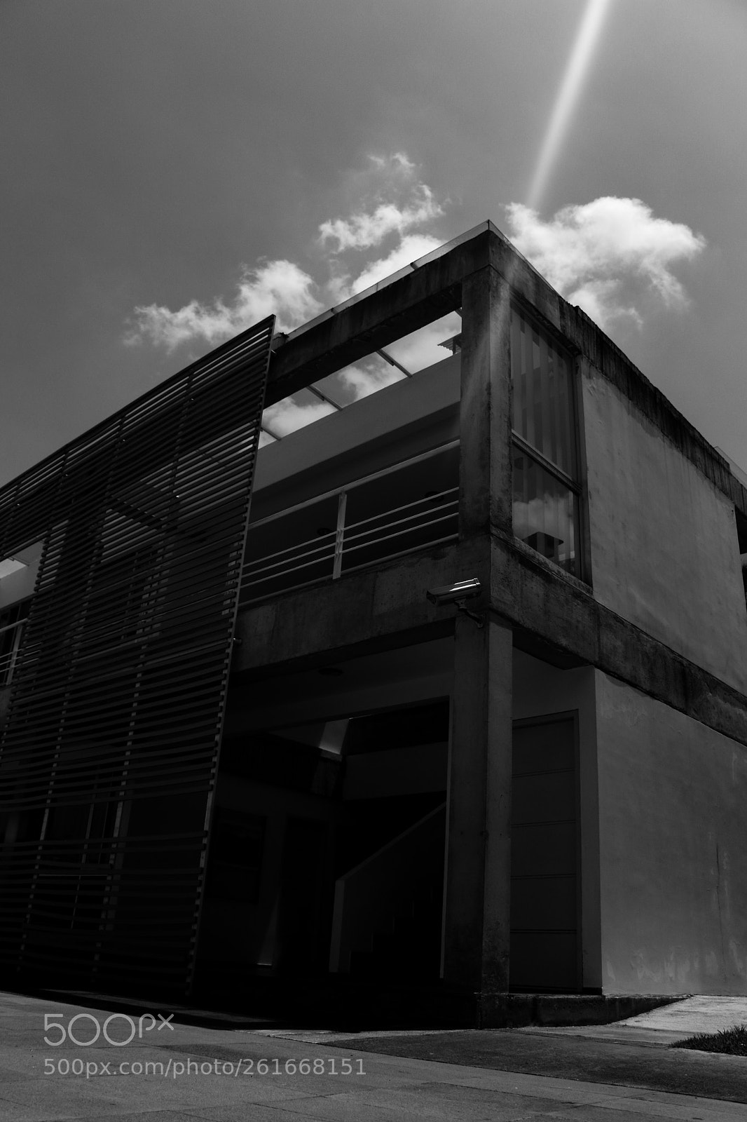 Canon EOS 70D sample photo. Lametro subexpuesta photography