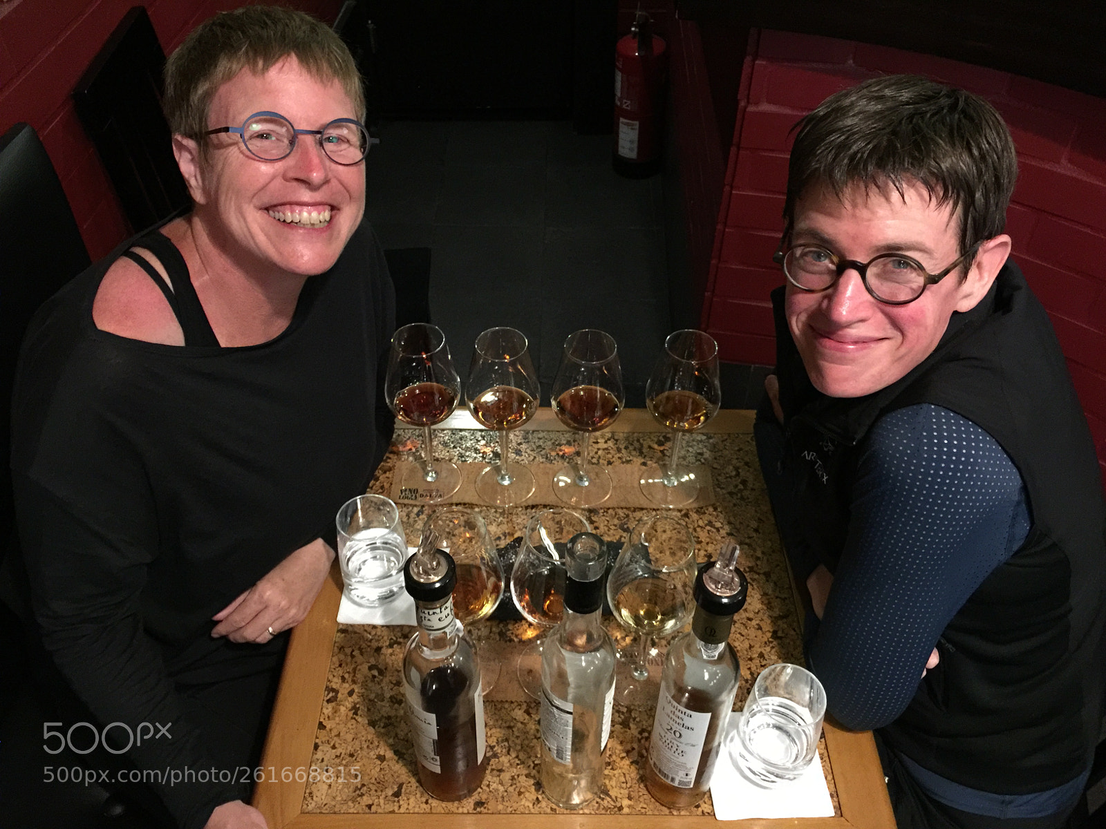 Apple iPhone 6 Plus sample photo. Porto white and tawny photography