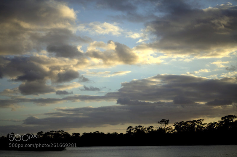 Sigma 70-300mm F4-5.6 APO DG Macro sample photo. Sunset in florida photography
