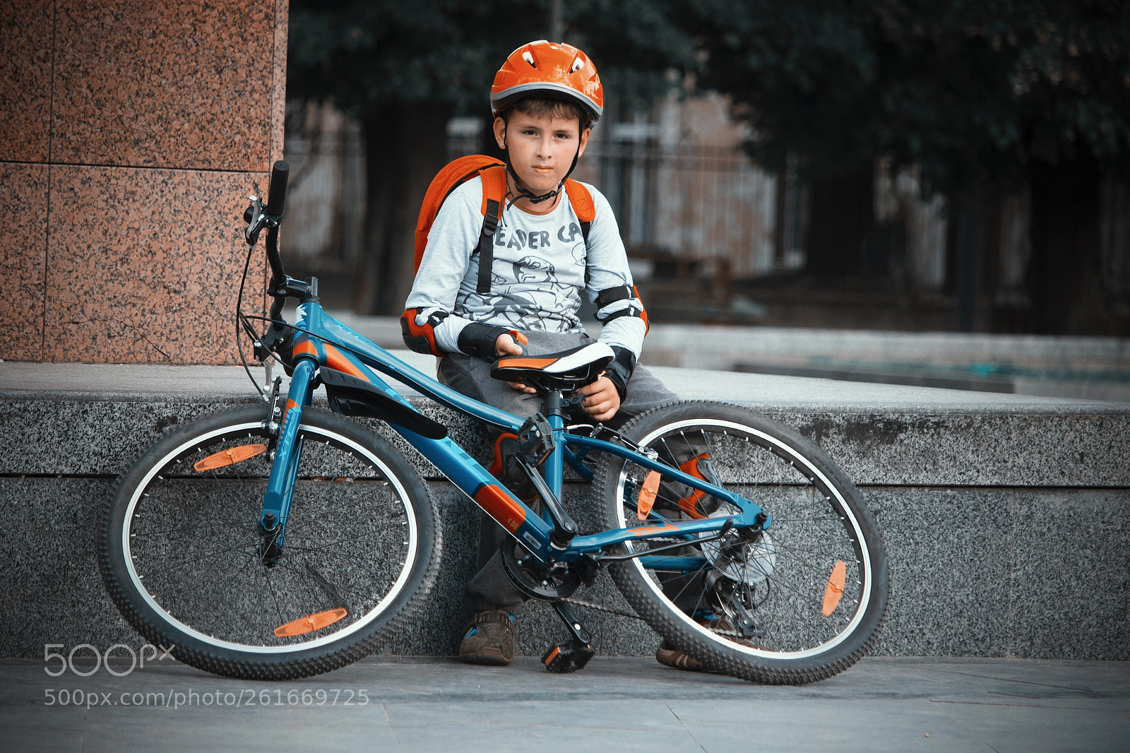Canon EOS 7D Mark II sample photo. Tired cyclist photography