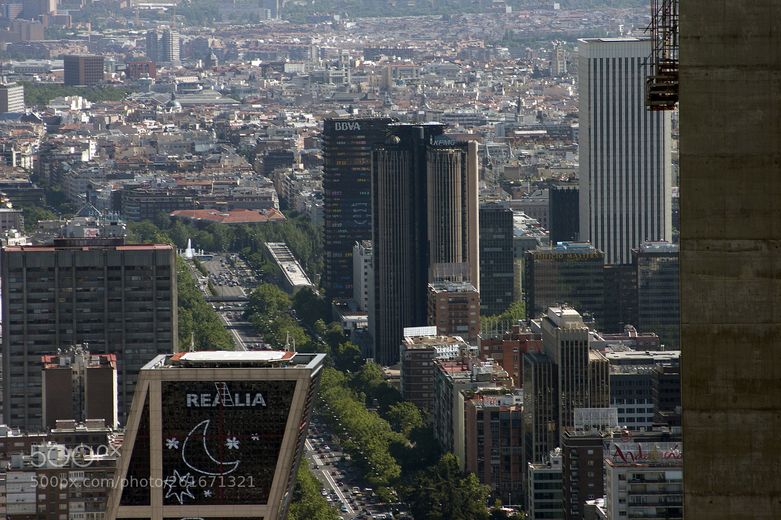 Canon EOS 300D (EOS Digital Rebel / EOS Kiss Digital) sample photo. Las torres madrid photography