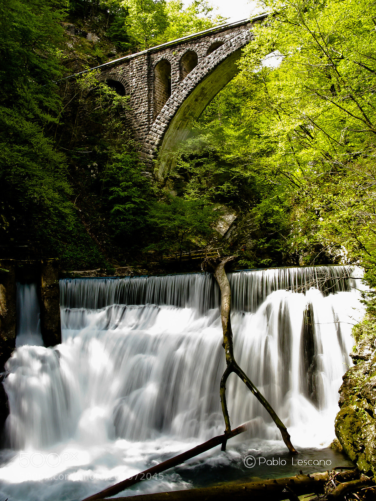 Canon POWERSHOT G9 sample photo. Little waterfall. photography