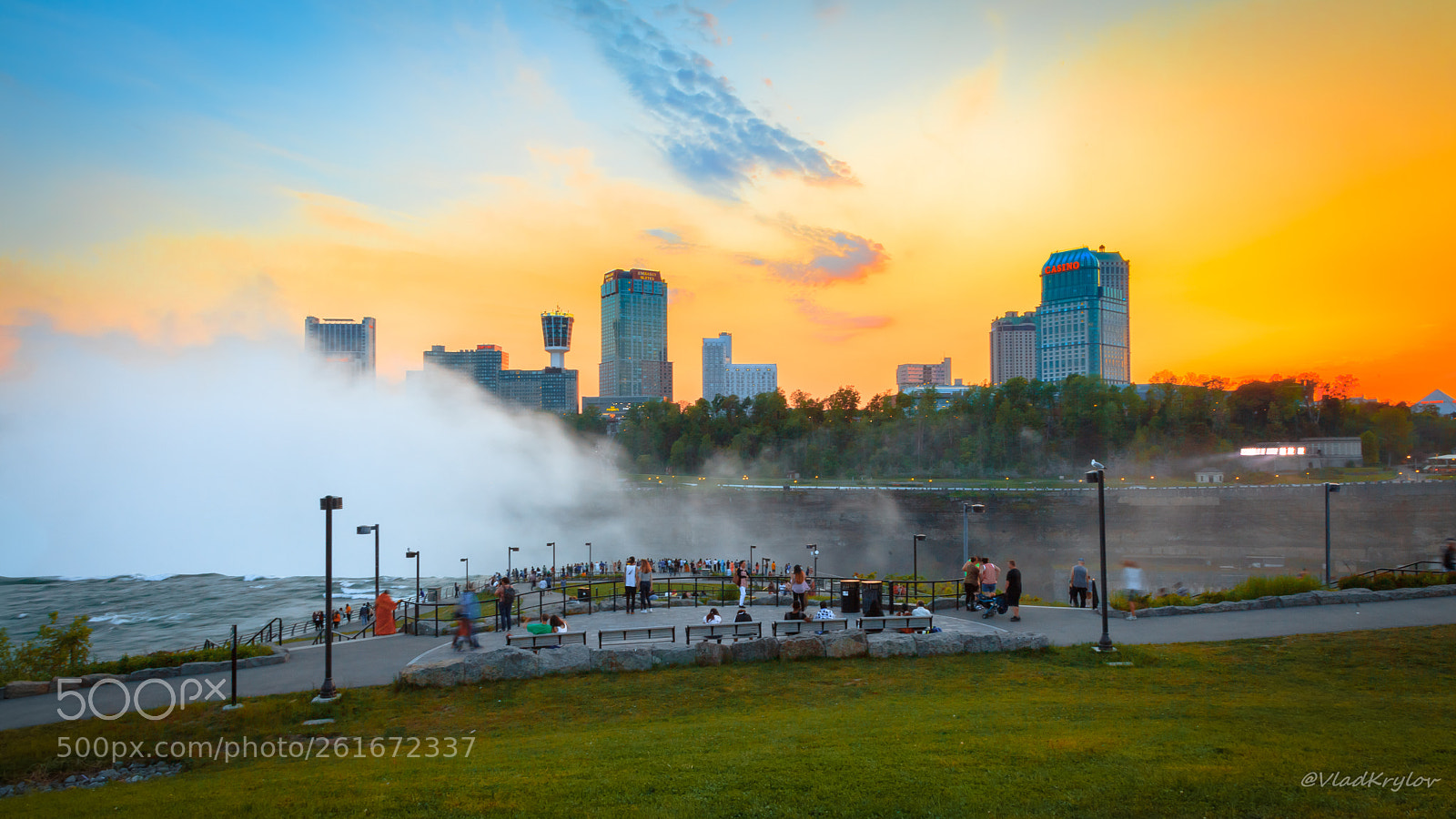 Canon EOS 5D Mark II sample photo. Niagara falls. photography