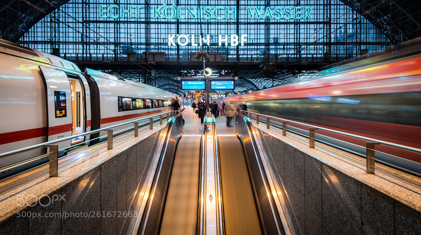 Nikon D800 sample photo. Cologne train station photography