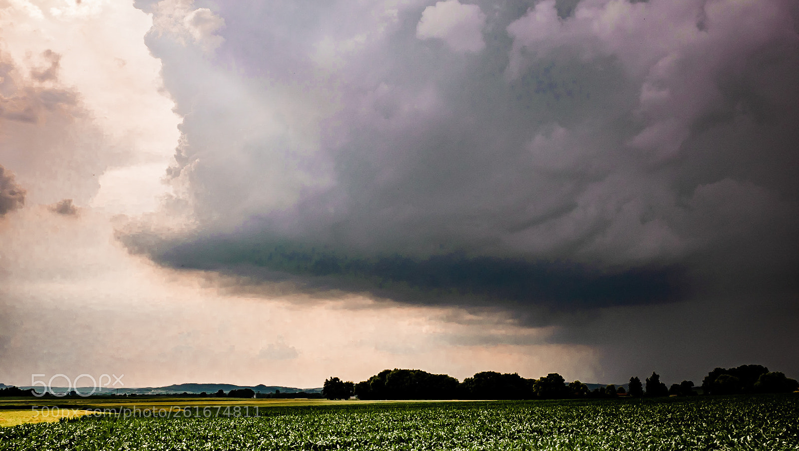 Panasonic Lumix DMC-GX85 (Lumix DMC-GX80 / Lumix DMC-GX7 Mark II) sample photo. A storm is coming photography
