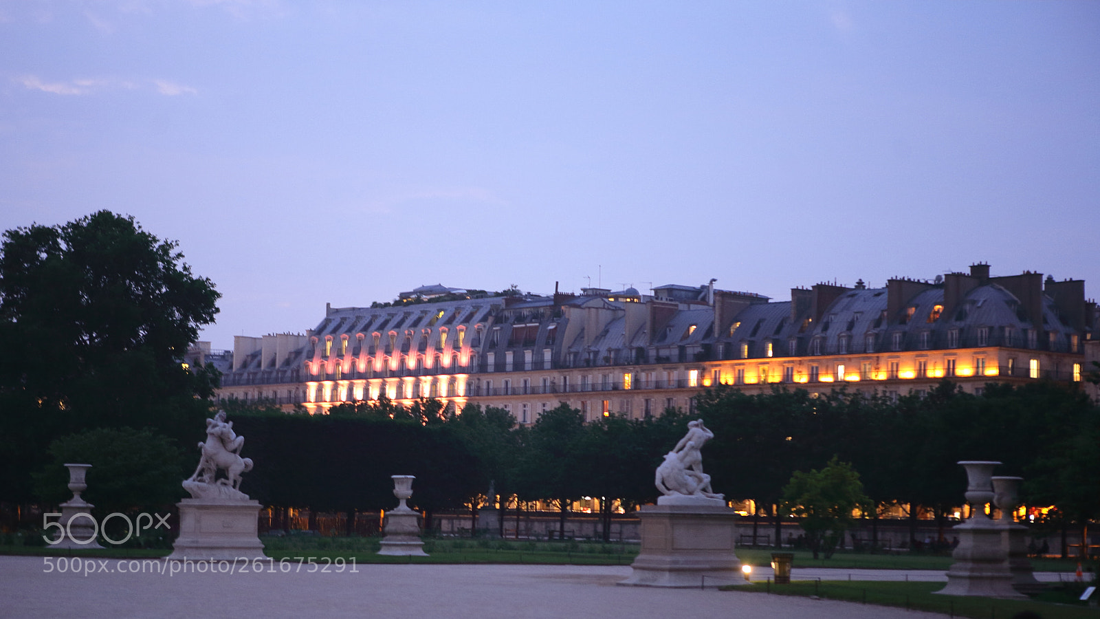 Canon EOS 5D sample photo. Tuileries photography