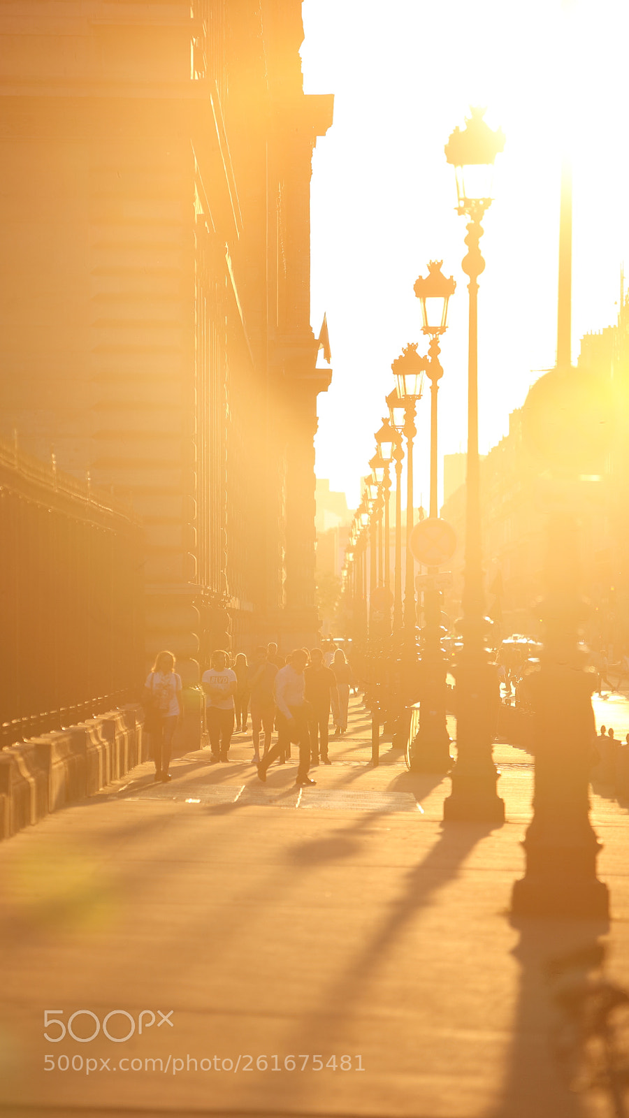 Canon EOS 5D sample photo. Coucher de soleil rue photography