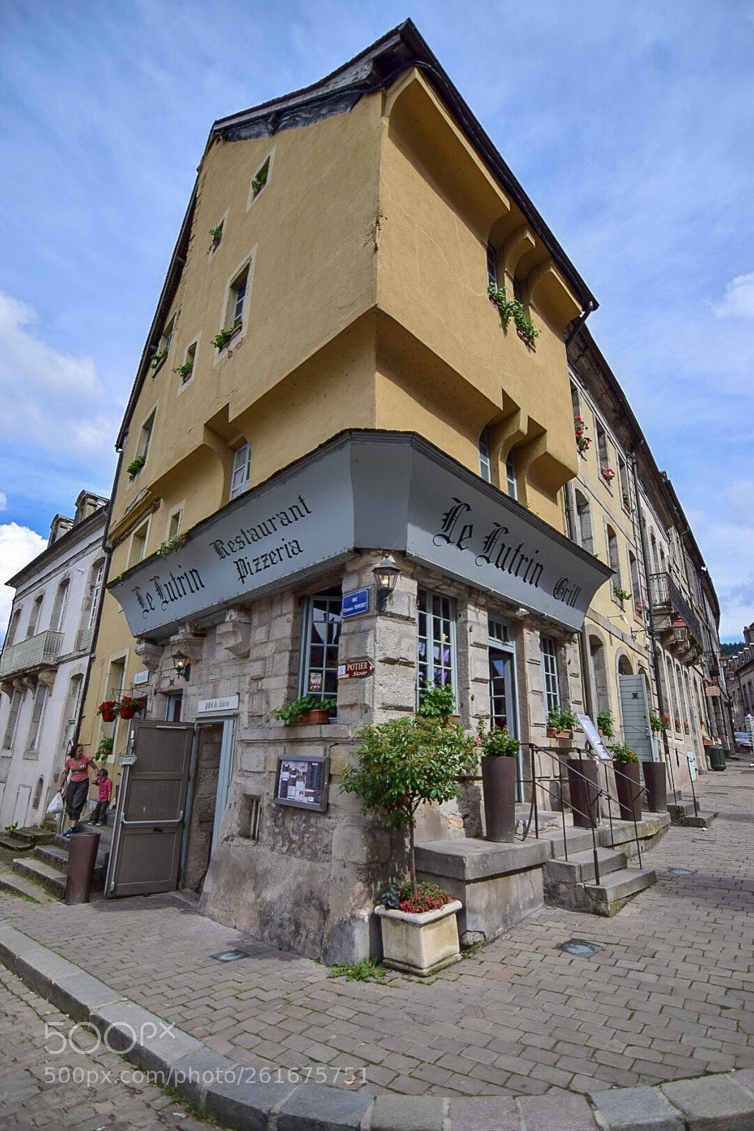 Nikon D5300 sample photo. Restaurant autun photography