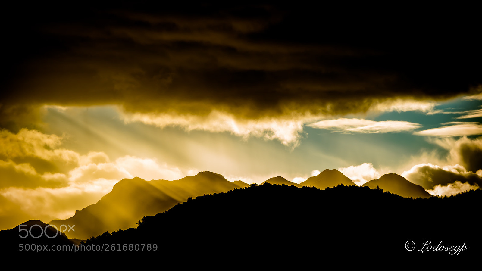 Sony a7 sample photo. Sun & clouds battle photography