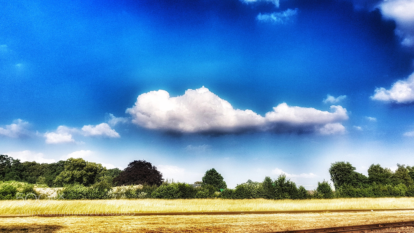 Samsung Galaxy S8 sample photo. Lonely cloud photography