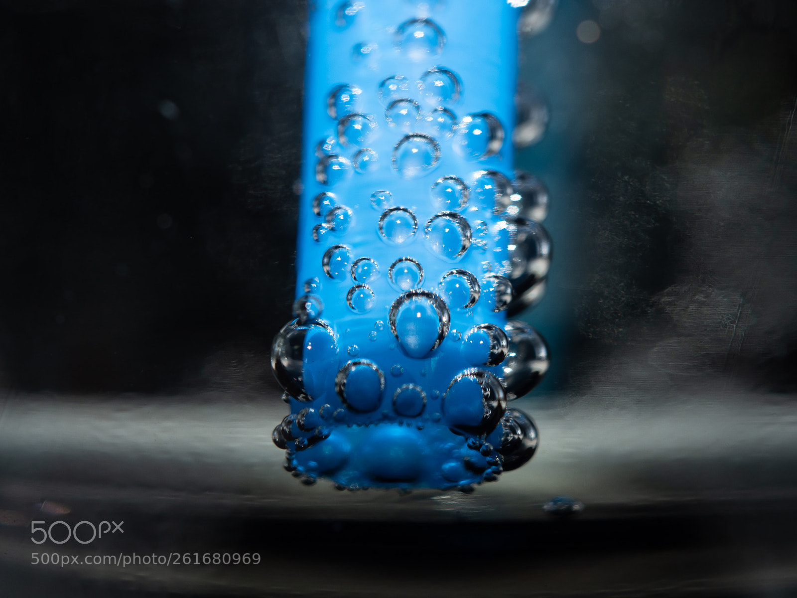 Olympus PEN E-PL7 sample photo. Blue tube photography
