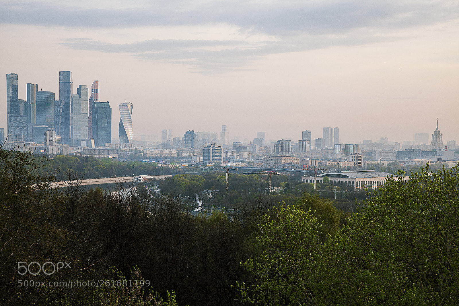 Canon EOS 5D Mark II sample photo. Sunrise in moscow photography