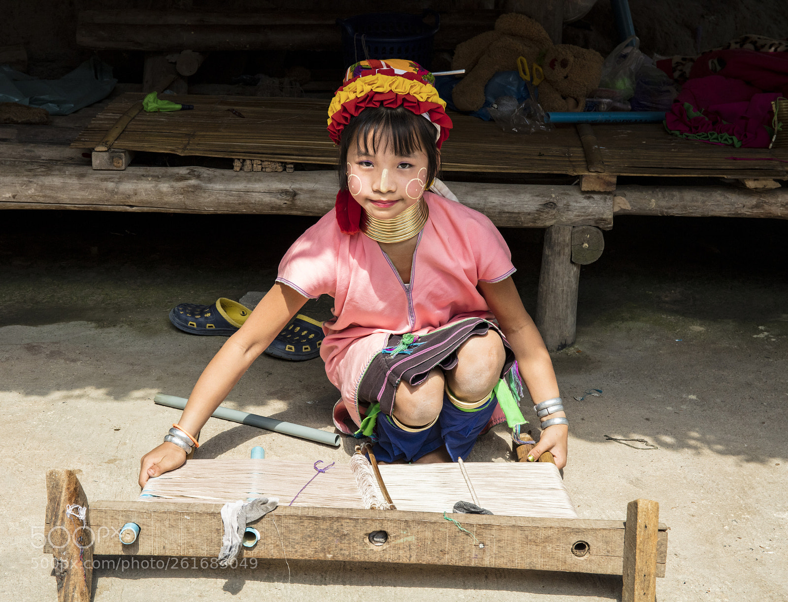 Canon EOS 5DS sample photo. Young karen girl weaving photography