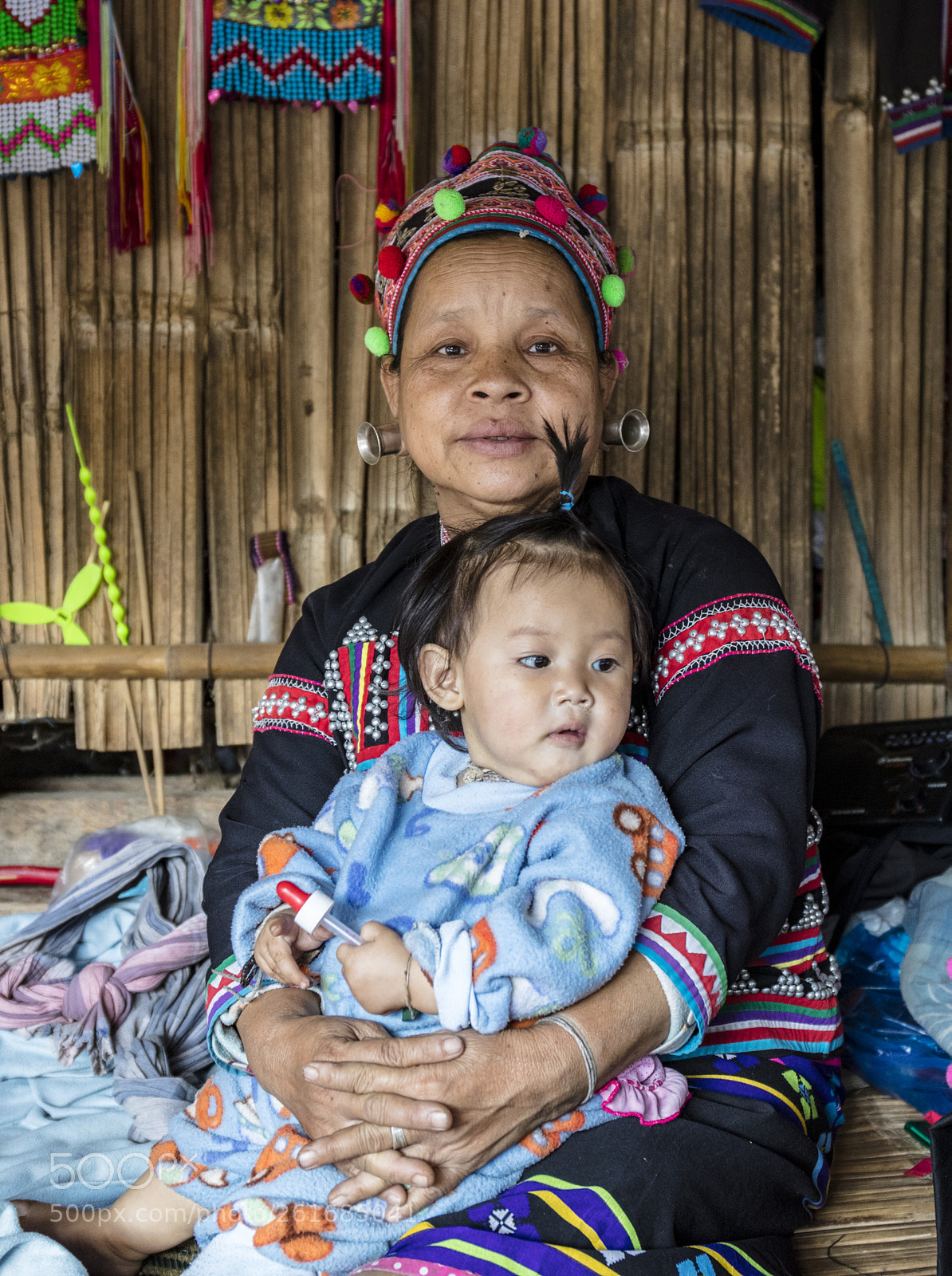 Canon EOS 5DS sample photo. Hill tribe thailand mother photography