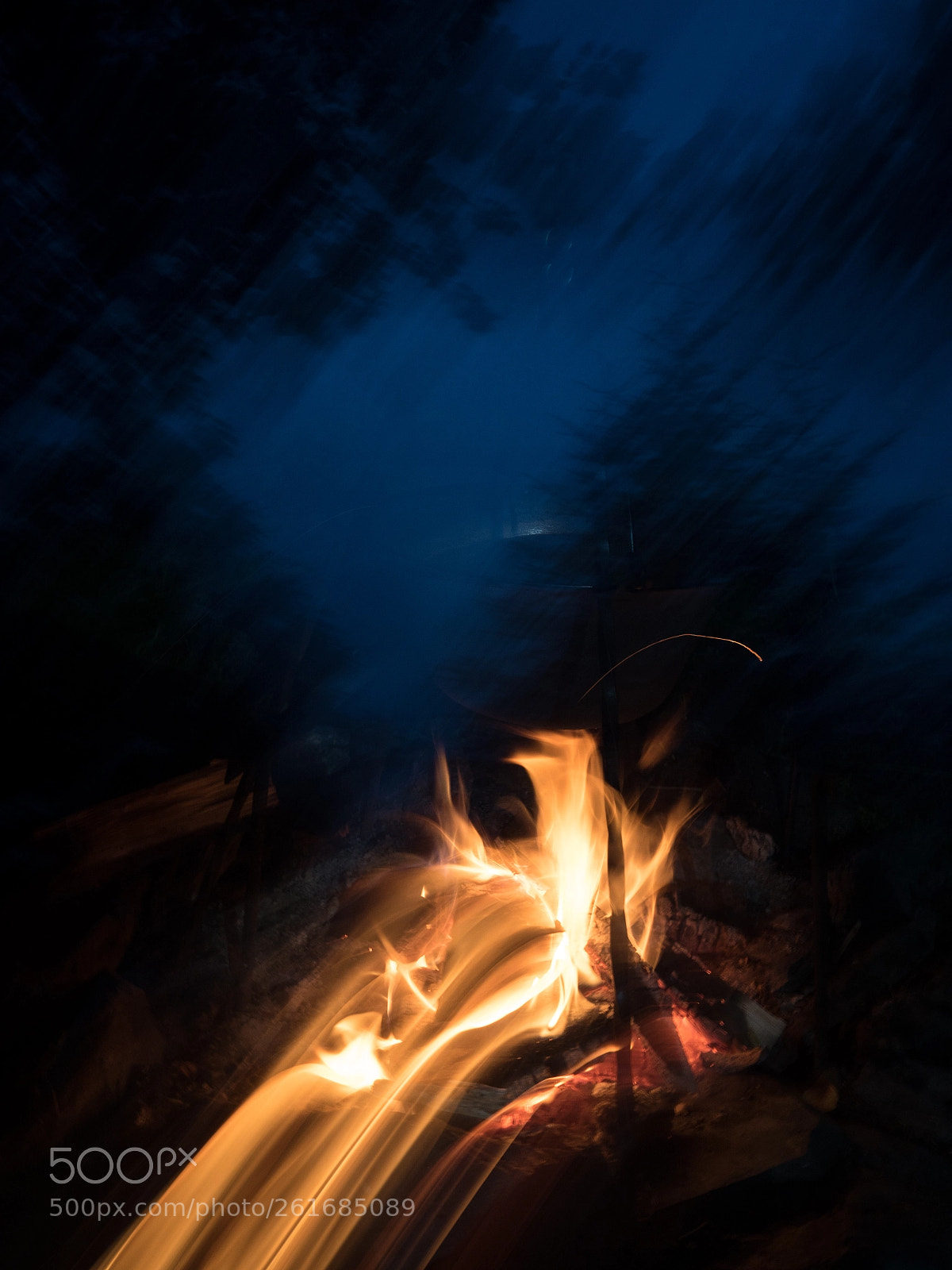 Olympus OM-D E-M5 II sample photo. Campfire photography