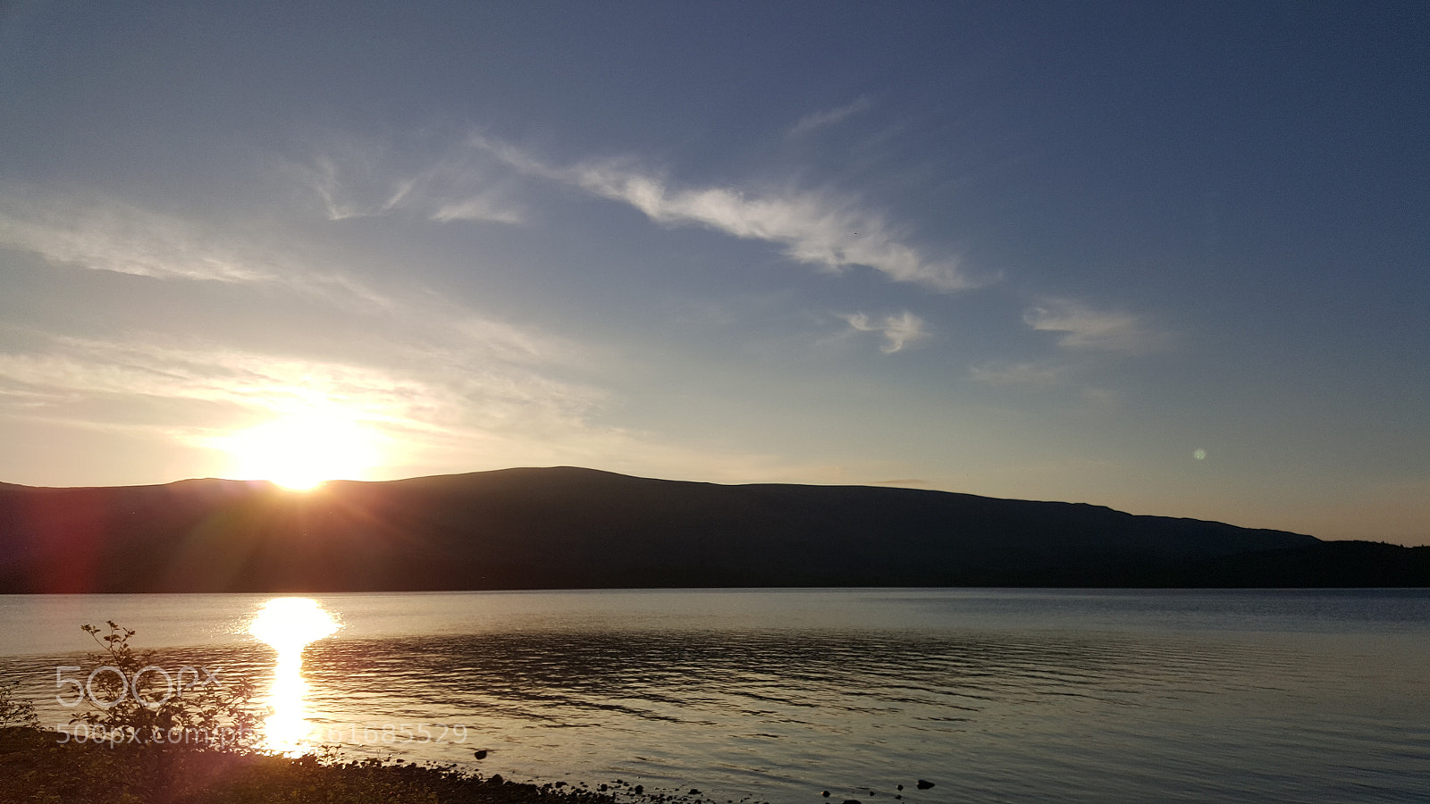 Samsung Galaxy S6 sample photo. Sunrise on the loch photography