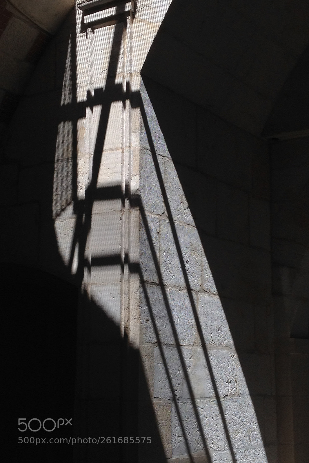 Apple iPhone 4S sample photo. Jeux d'ombres sets of photography
