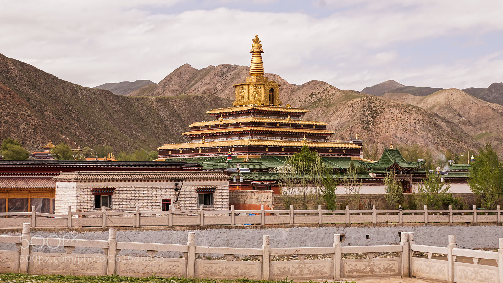 Sony ILCA-77M2 sample photo. Labrang monastery photography