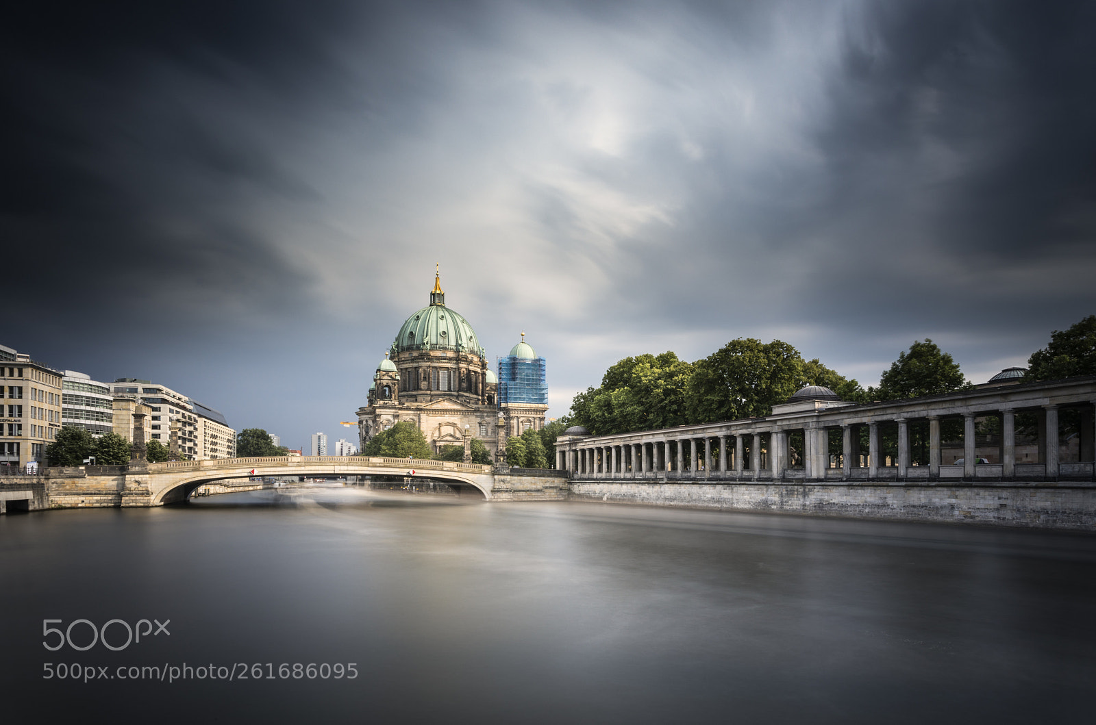 Canon EOS 5D Mark IV sample photo. The berliner dom photography