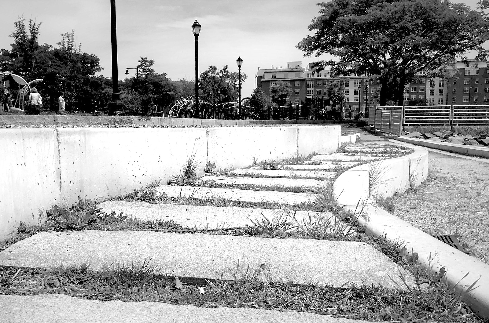 Apple iPhone 7 Plus sample photo. Curved path east boston photography