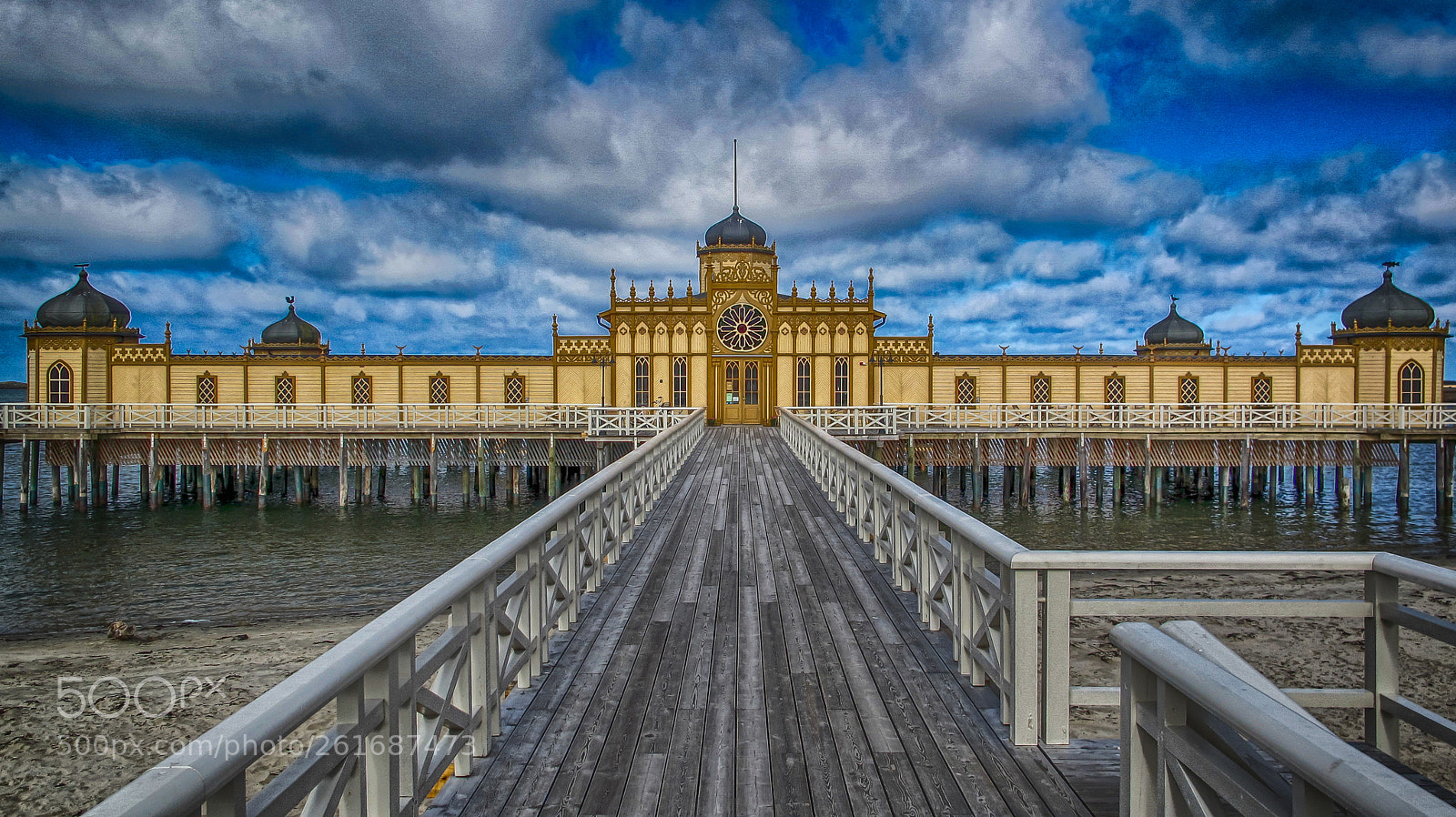 Canon PowerShot G12 sample photo. Varberg: kallbadhus photography