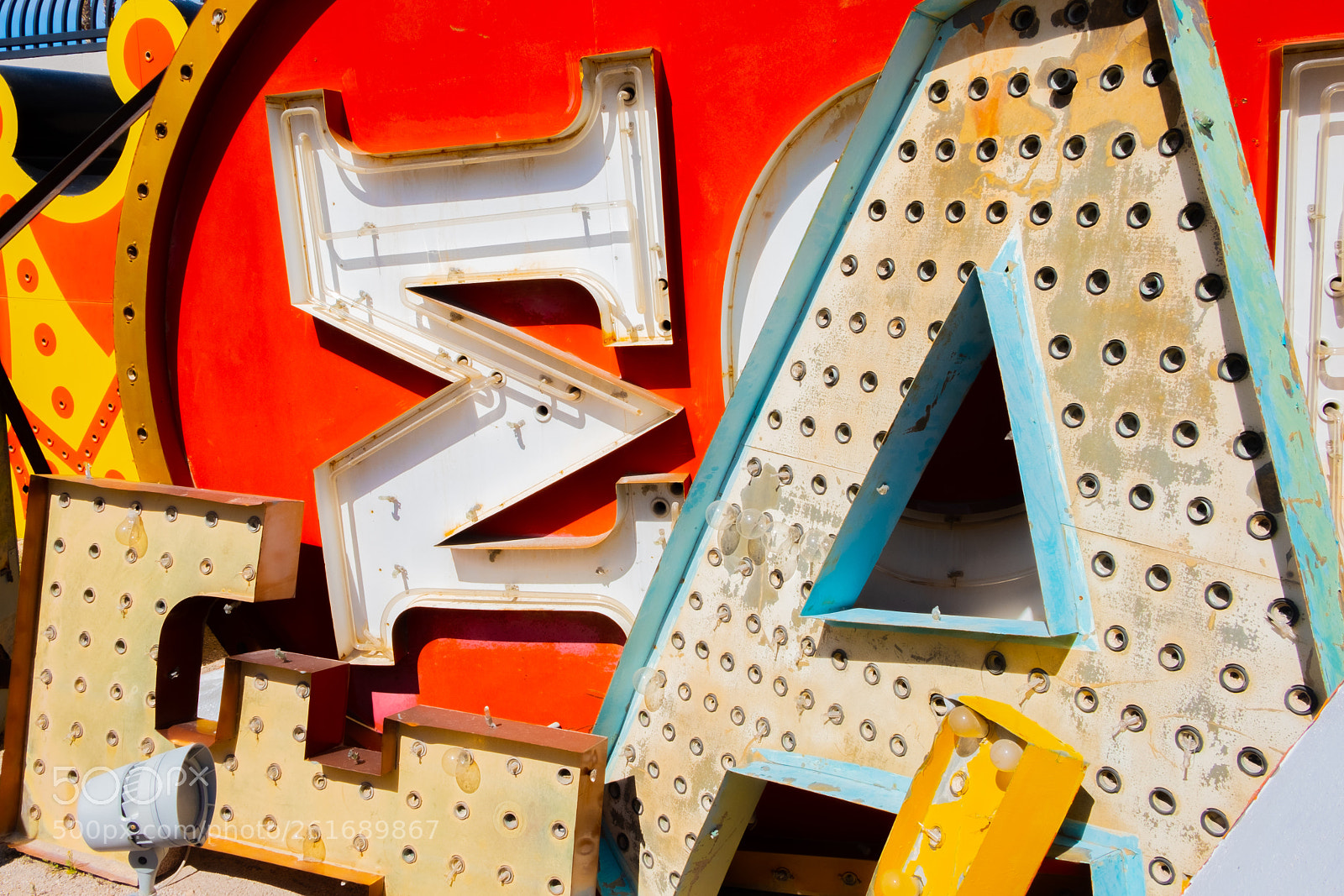 Fujifilm X-T20 sample photo. Lettering  photography