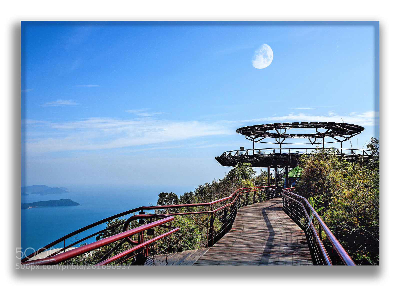 Canon EOS 5D sample photo. M1 photography