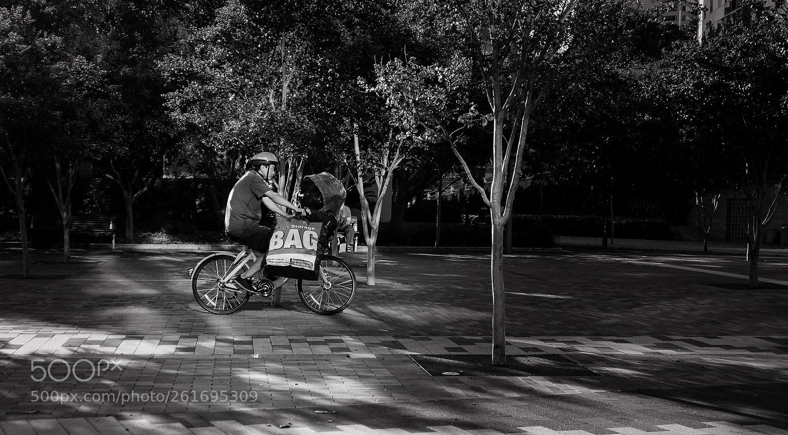 Fujifilm X-T2 sample photo. Mega storage bag photography