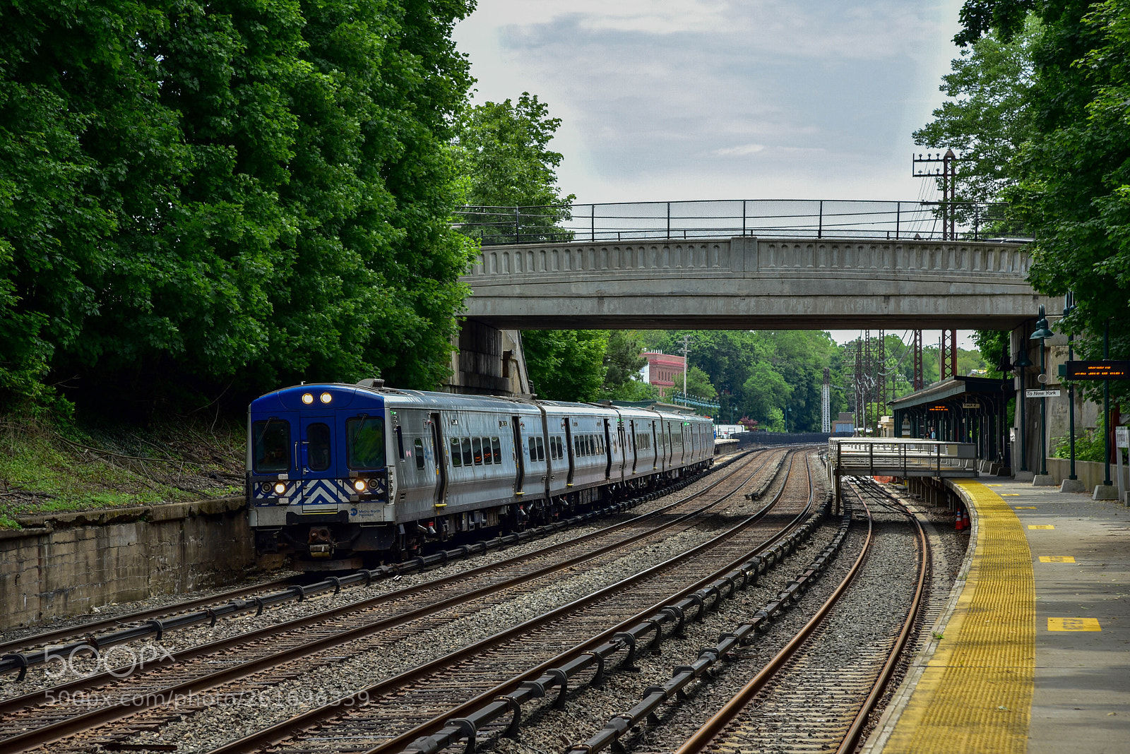 Nikon D750 sample photo. Metro north m7's depart photography