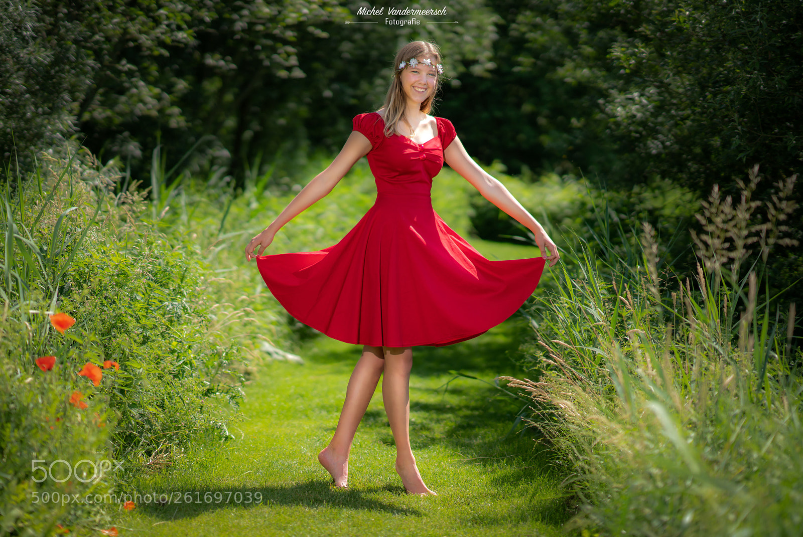 Sony a7R III sample photo. Lady in red photography