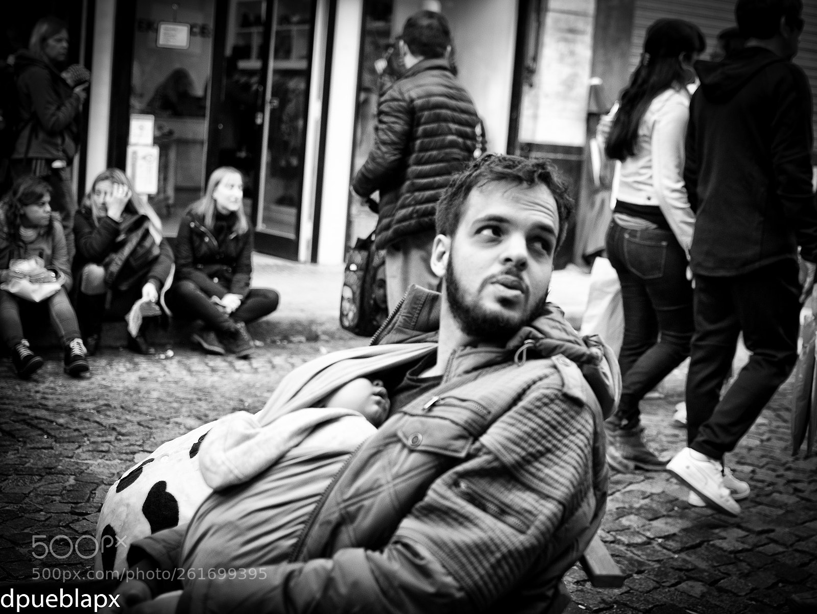 Nikon D7000 sample photo. Waiting for mum ! photography