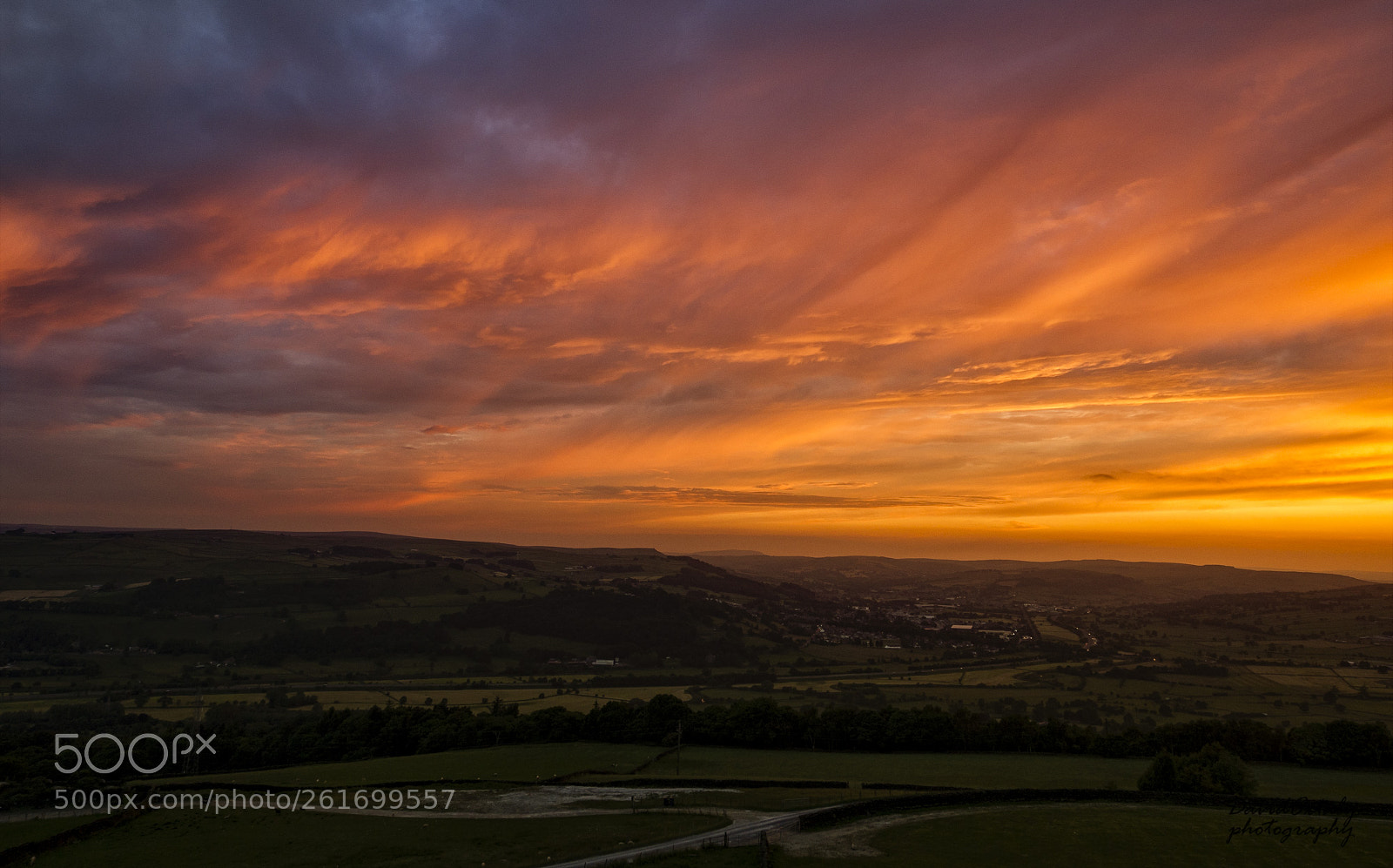 Olympus OM-D E-M10 II sample photo. Fire in the sky photography