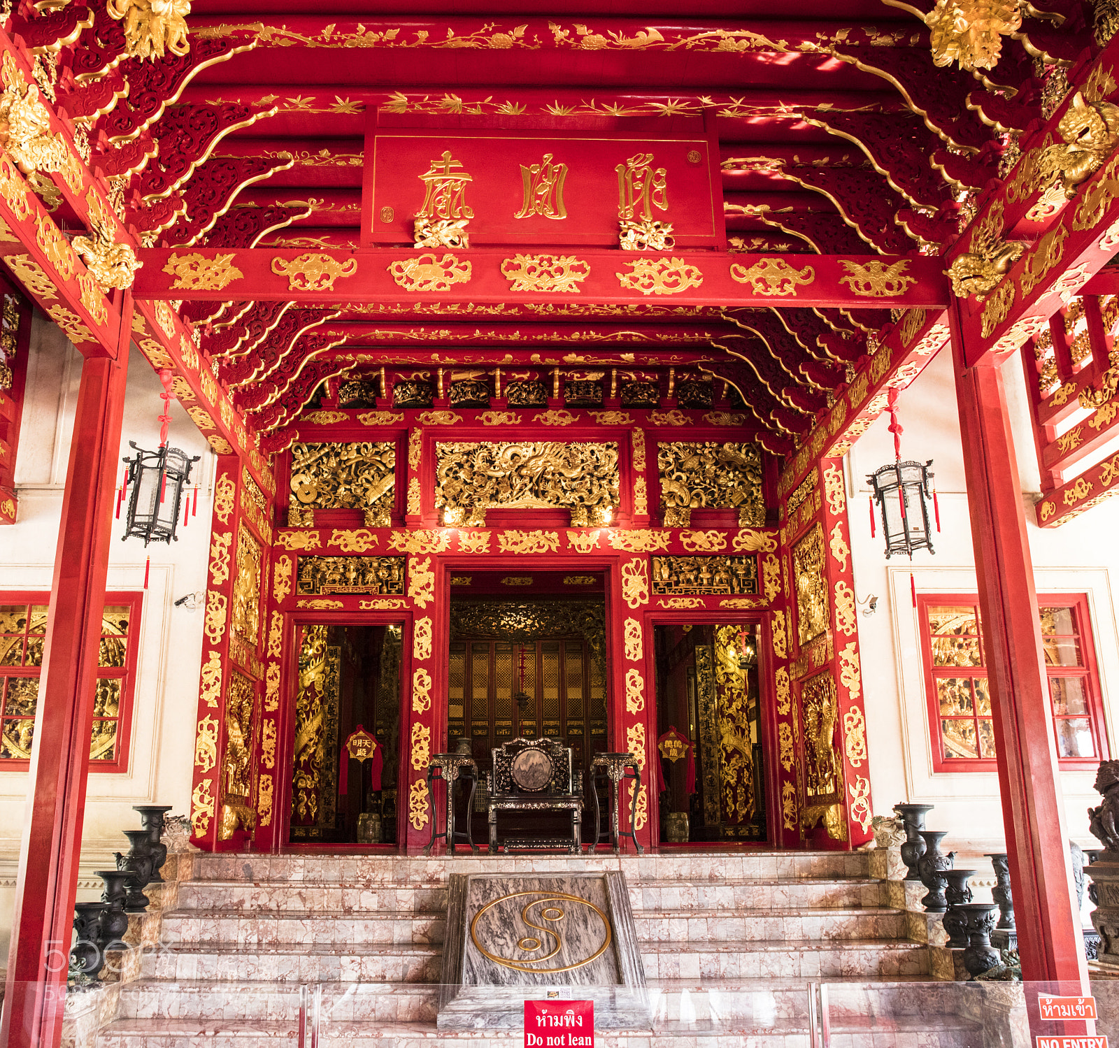 Canon EOS 5DS sample photo. Bang pa in palace photography