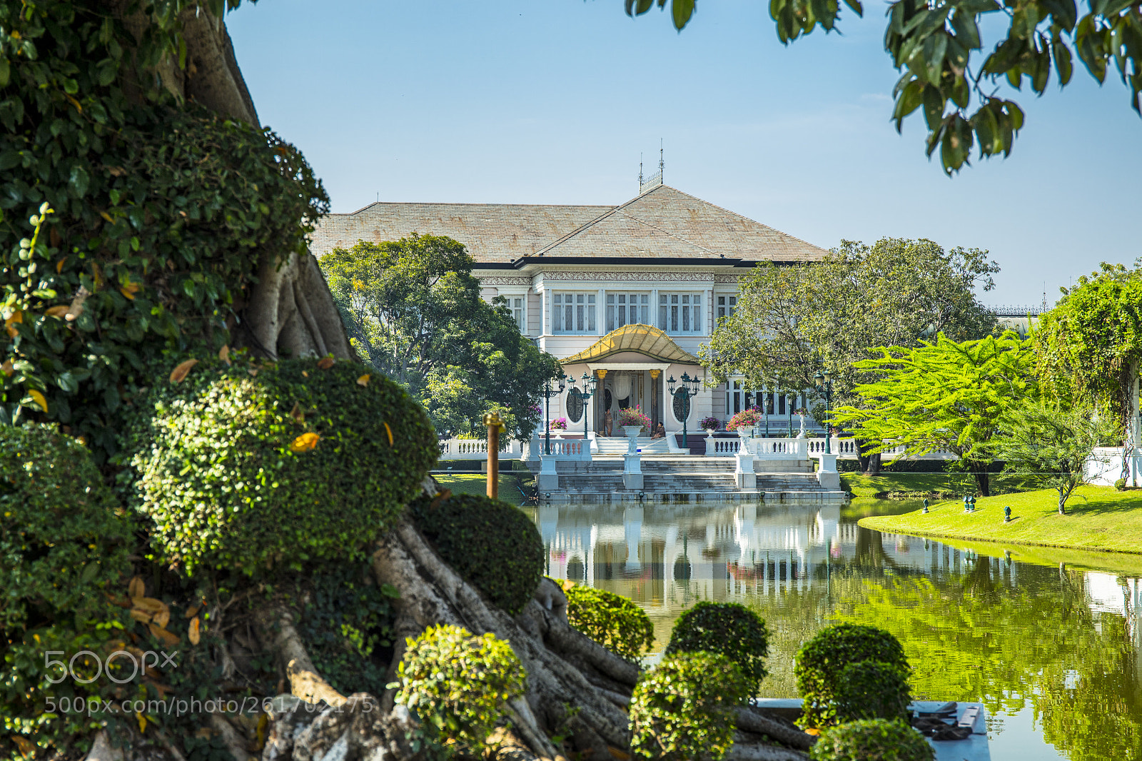 Canon EOS 5DS sample photo. Bang pa in palace photography