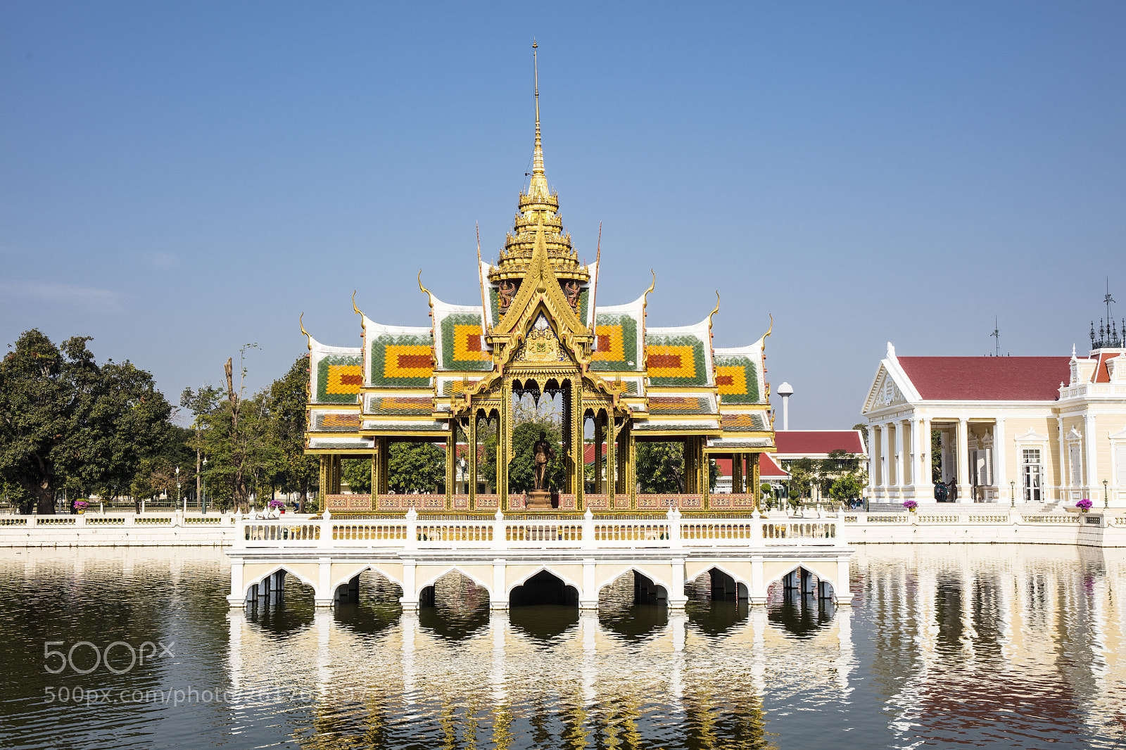 Canon EOS 5DS sample photo. Bang pa in palace photography