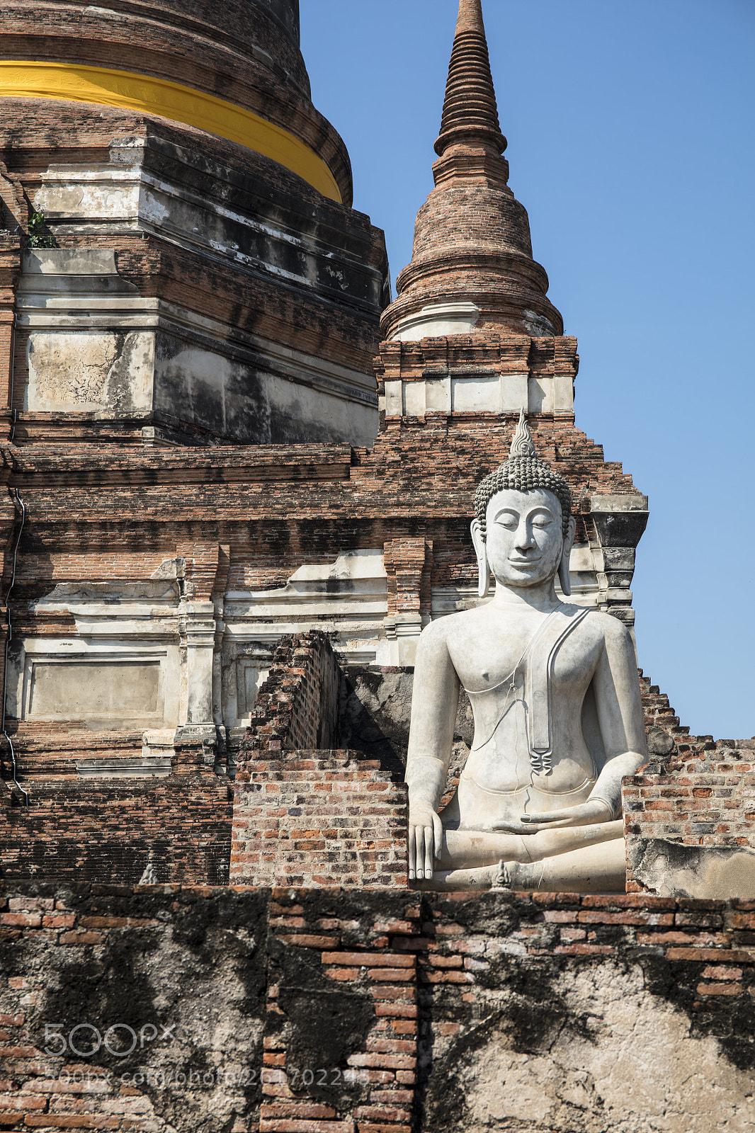 Canon EOS 5DS sample photo. Buddha and pagoda ruins photography