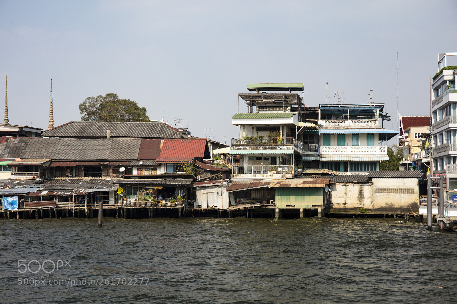 Canon EOS 5DS sample photo. Homes along chao phraya photography