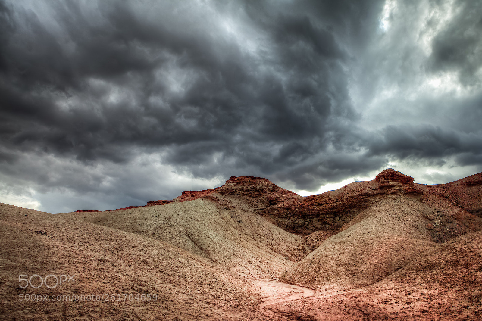 Canon EOS 5D Mark II sample photo. Dark cloud over desert photography