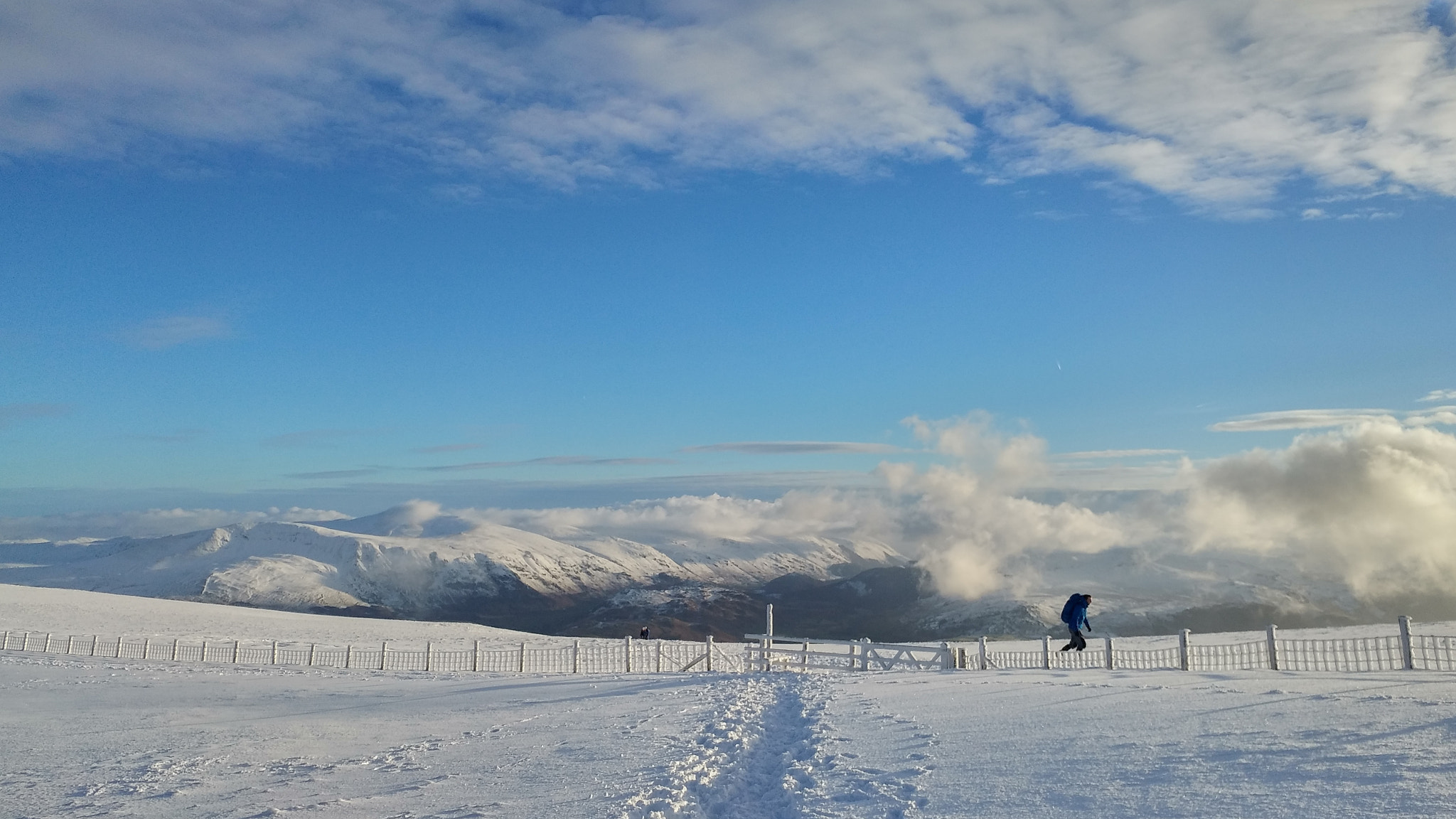 LG G5 SE sample photo. On the way to the top of skiddaw photography