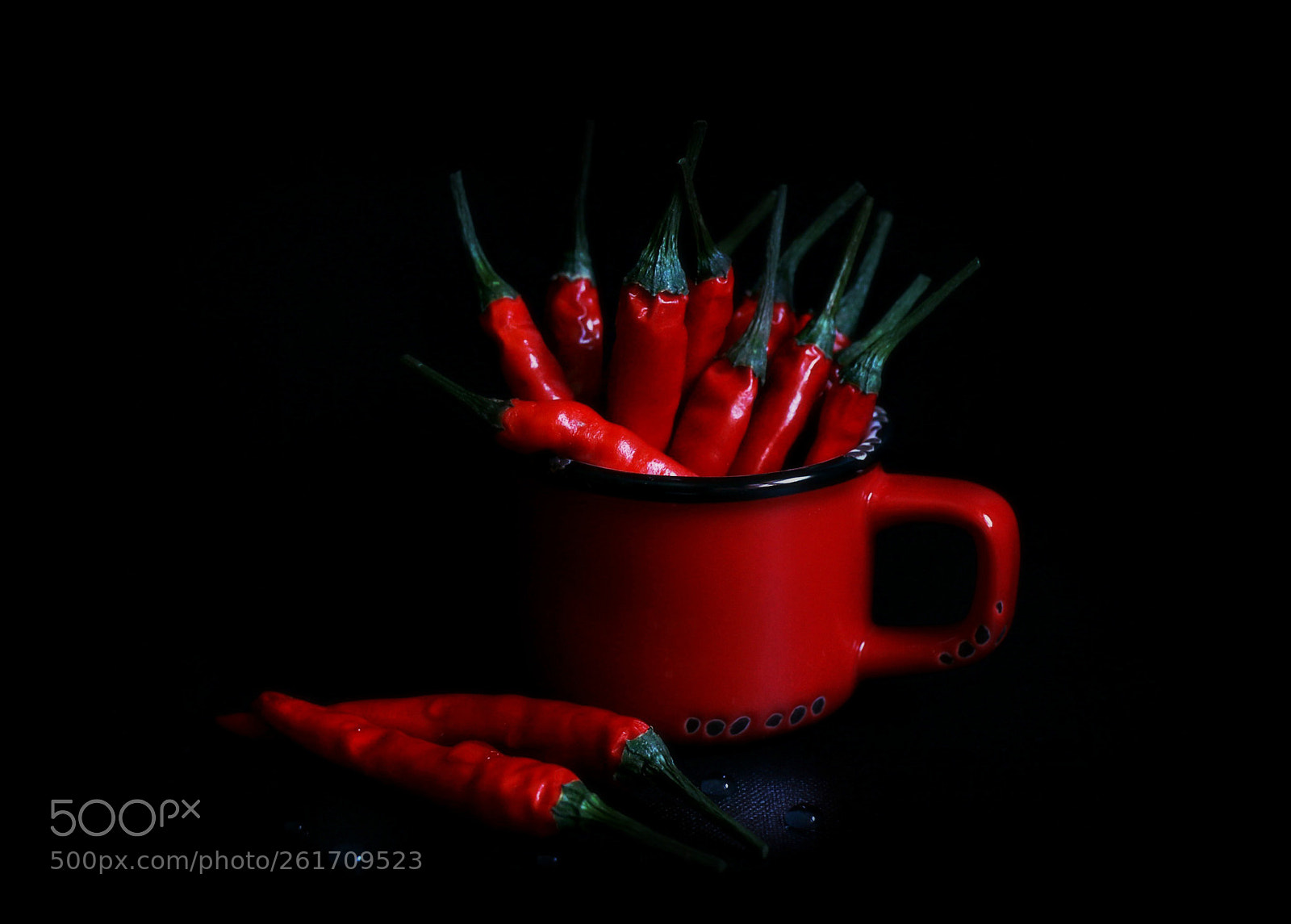Canon EOS 70D sample photo. Red hot thai chilies photography