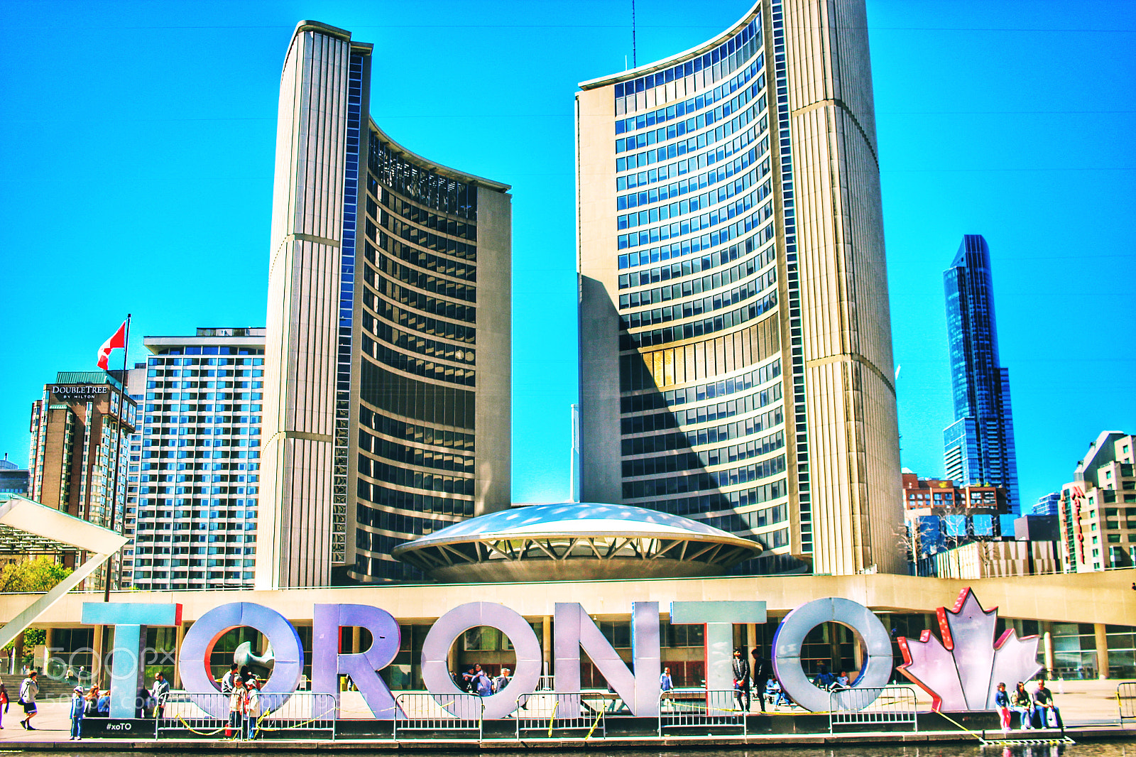 Canon EOS 1200D (EOS Rebel T5 / EOS Kiss X70 / EOS Hi) sample photo. Toronto ? photography